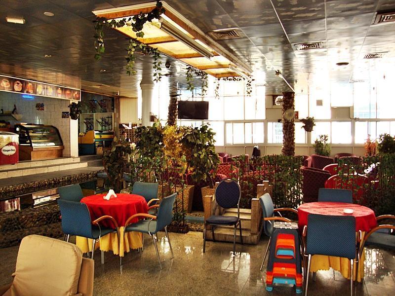 Oyo 366 Waves Hotel 아지만 외부 사진