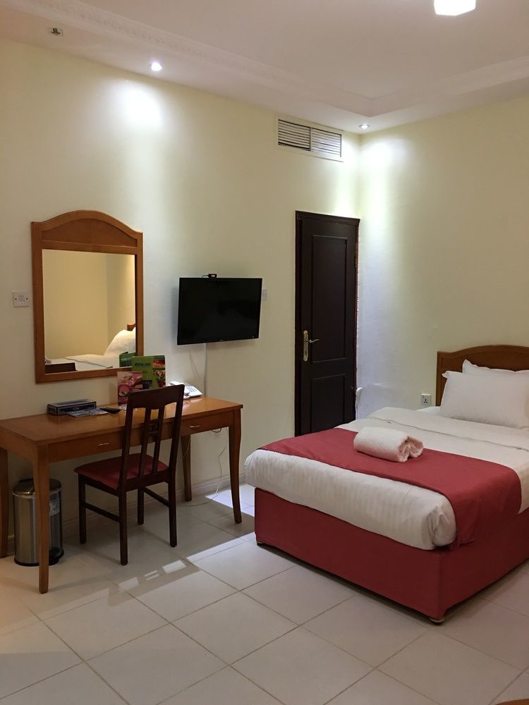 Oyo 366 Waves Hotel 아지만 외부 사진
