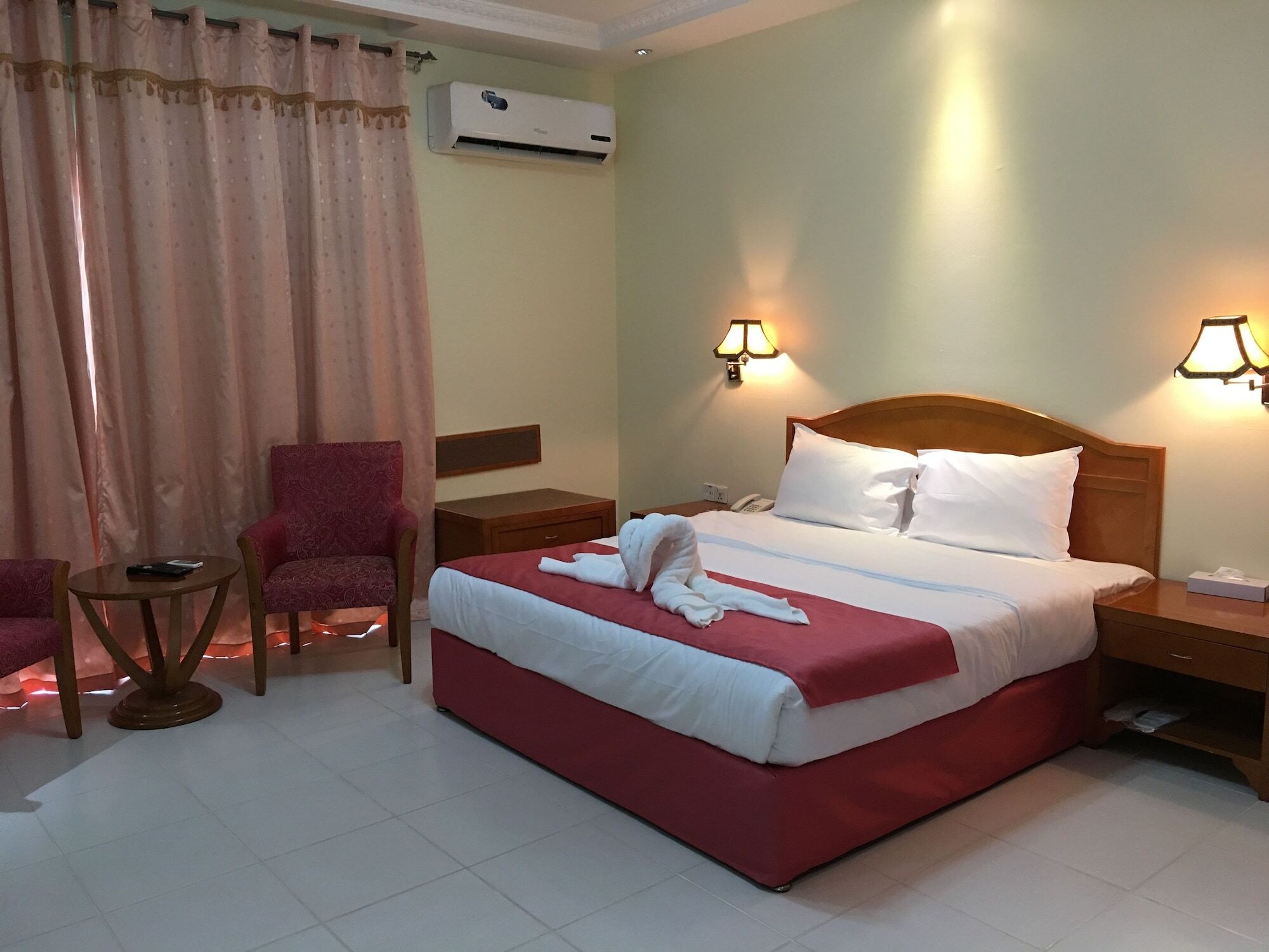 Oyo 366 Waves Hotel 아지만 외부 사진