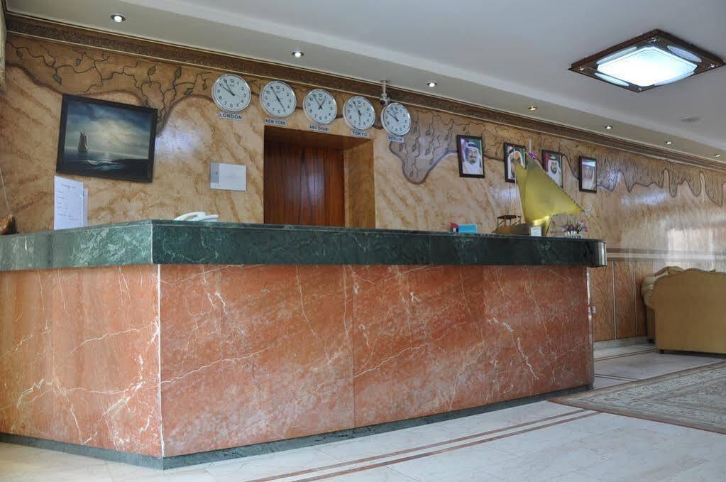 Oyo 366 Waves Hotel 아지만 외부 사진